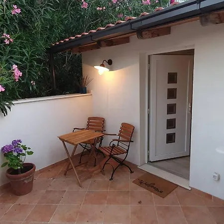 Small Cozy With Terrace Apartment *
